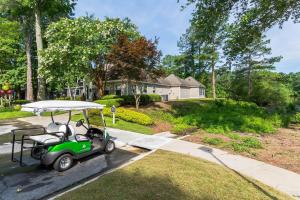 Apartments for rent in Stone Mountain, GA - Leasing Center and Clubhouse Exterior